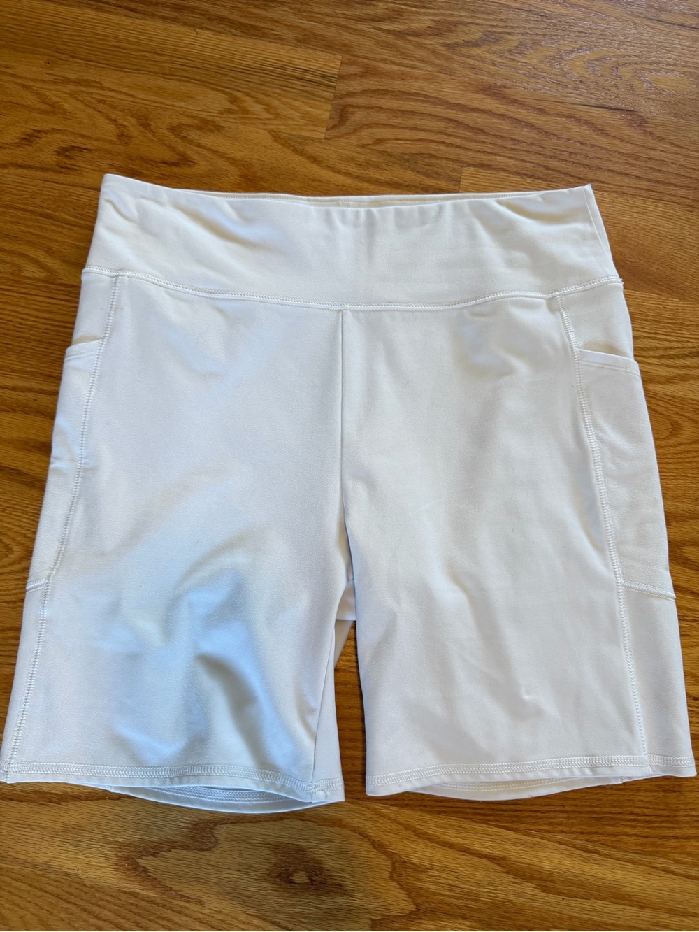 American Eagle Outfitters White High-Rise Bike Shorts with Pockets